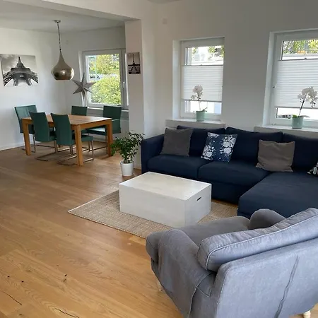 Exklusives Naehe Und Olpe Fuer 6 Personen Mit Dachterasse *